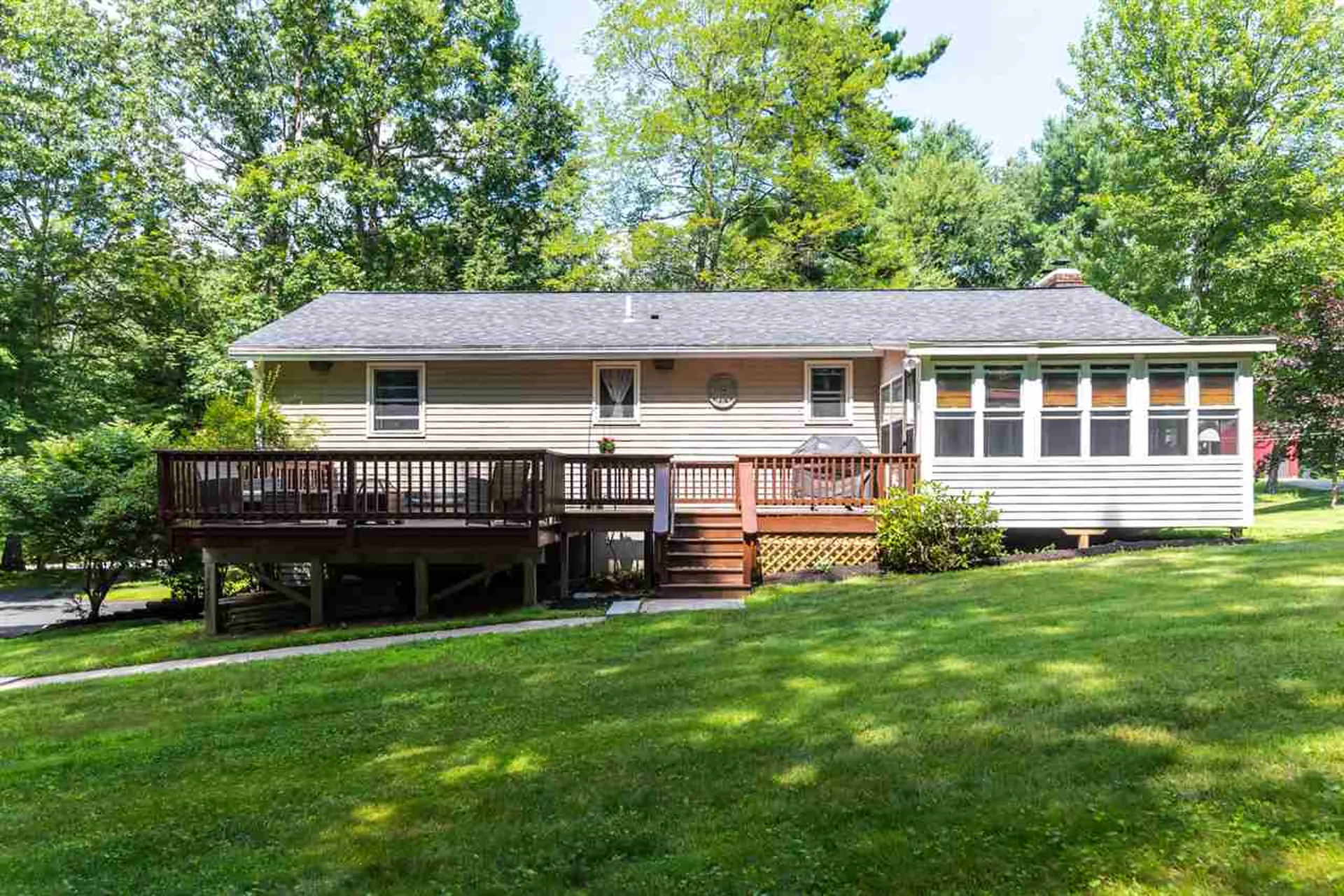 11 Butterfield Lane Stratham NH 03885