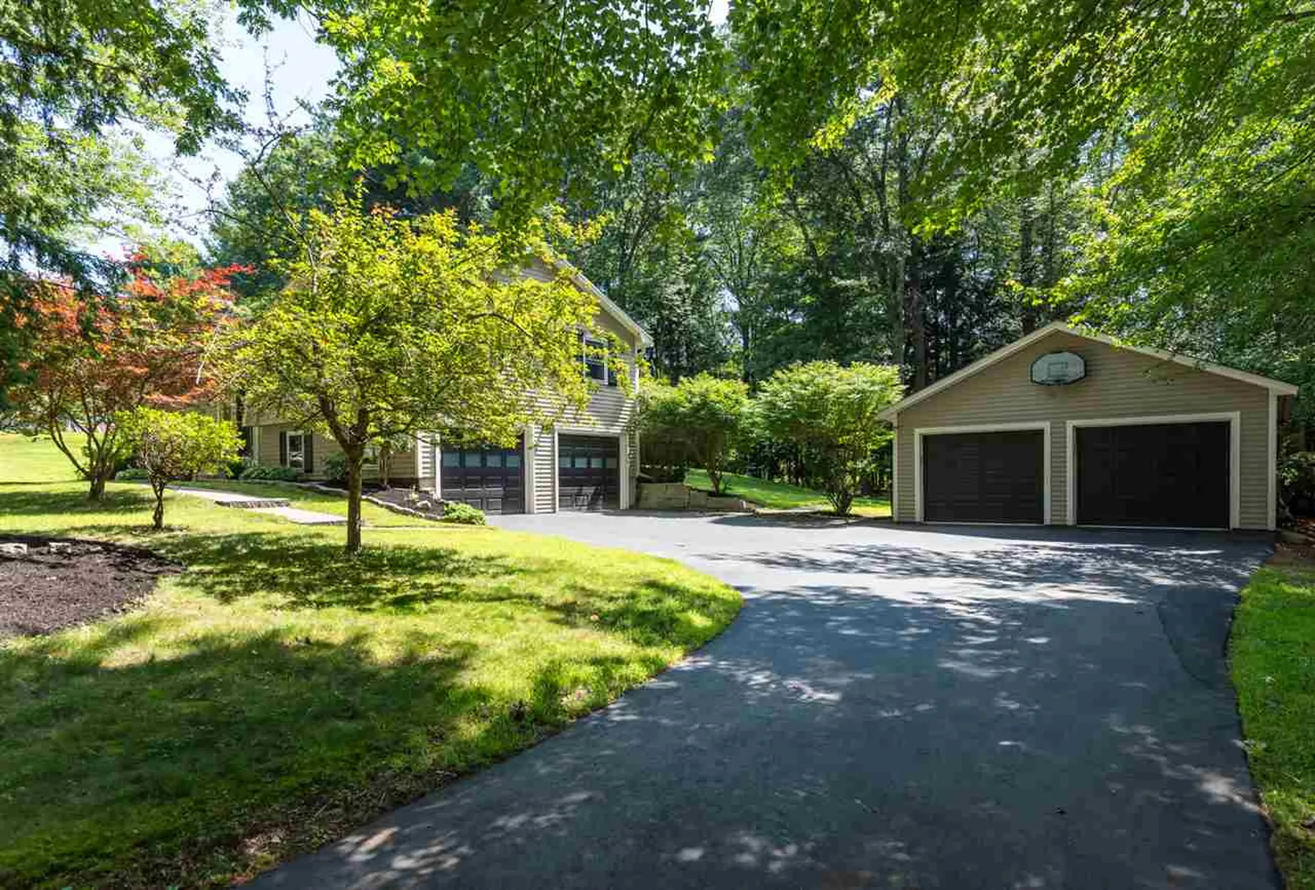 11 Butterfield Lane Stratham NH 03885