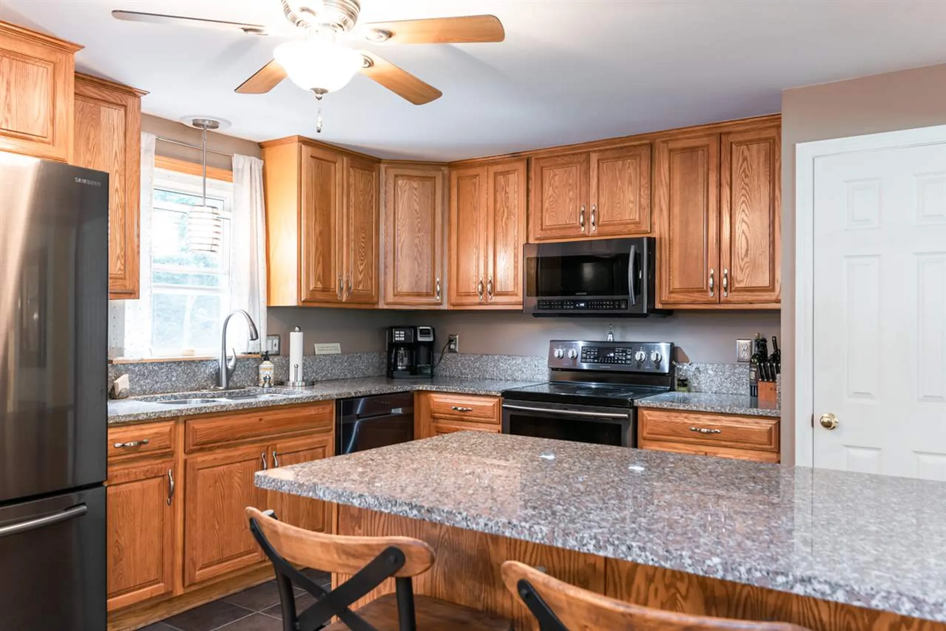 11 Butterfield Lane Stratham NH 03885