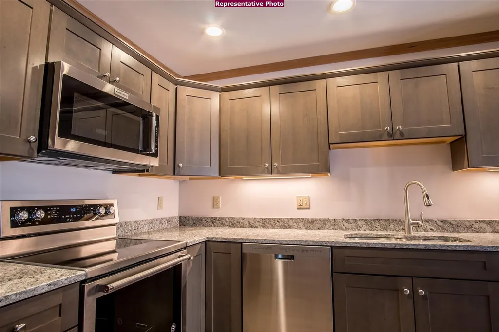 235 Skimobile Road Conway NH 03860