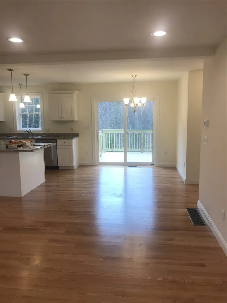 406 Main Street Sandown NH 03873