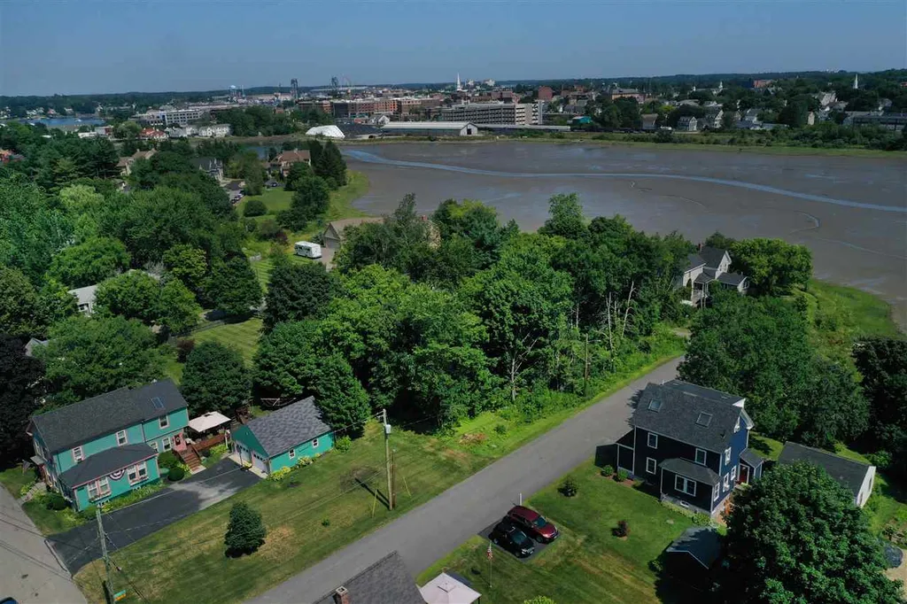 55 Thornton Street Portsmouth NH 03801