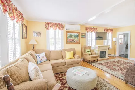 55 Thornton Street Portsmouth NH 03801