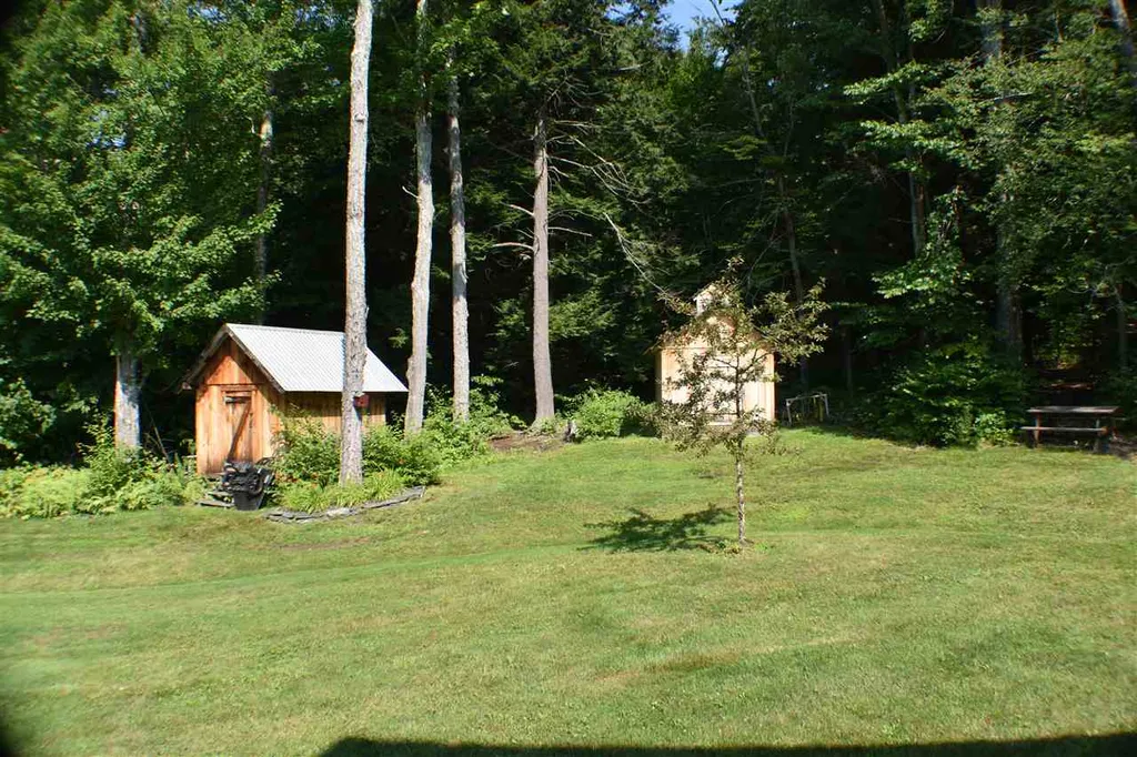 54 Pine Tree Lane Fayston VT 05673