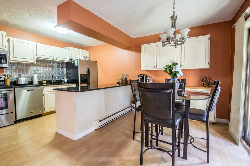 30 Twin Oaks Terrace South Burlington VT 05403