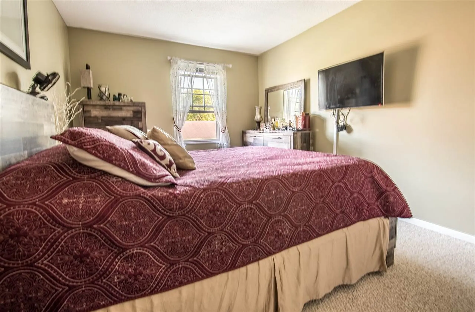 30 Twin Oaks Terrace South Burlington VT 05403