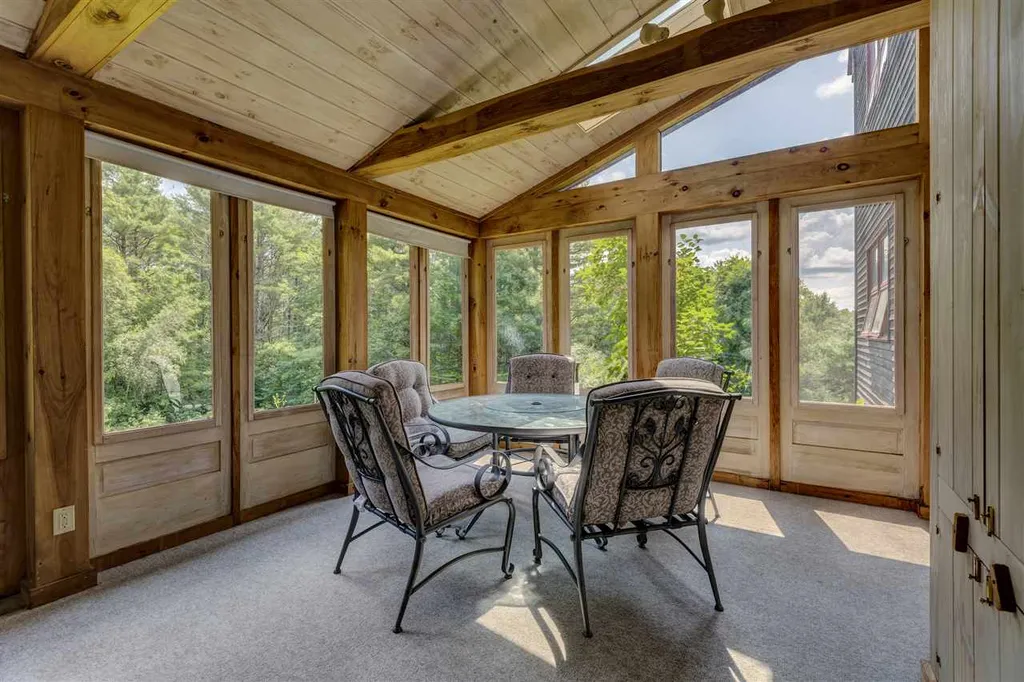 158 Summit View Road New London NH 03257