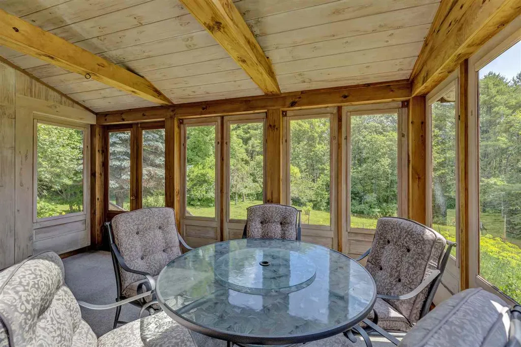 158 Summit View Road New London NH 03257