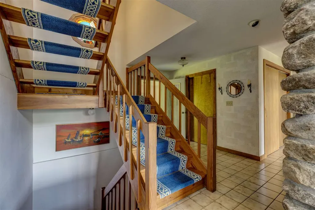 158 Summit View Road New London NH 03257
