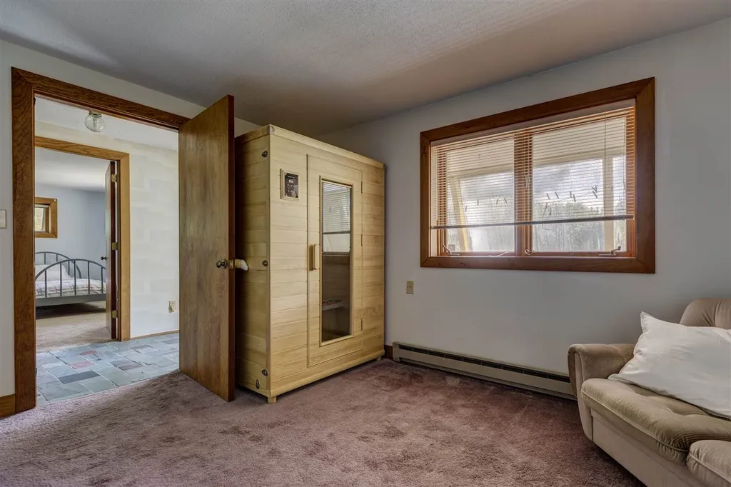 158 Summit View Road New London NH 03257