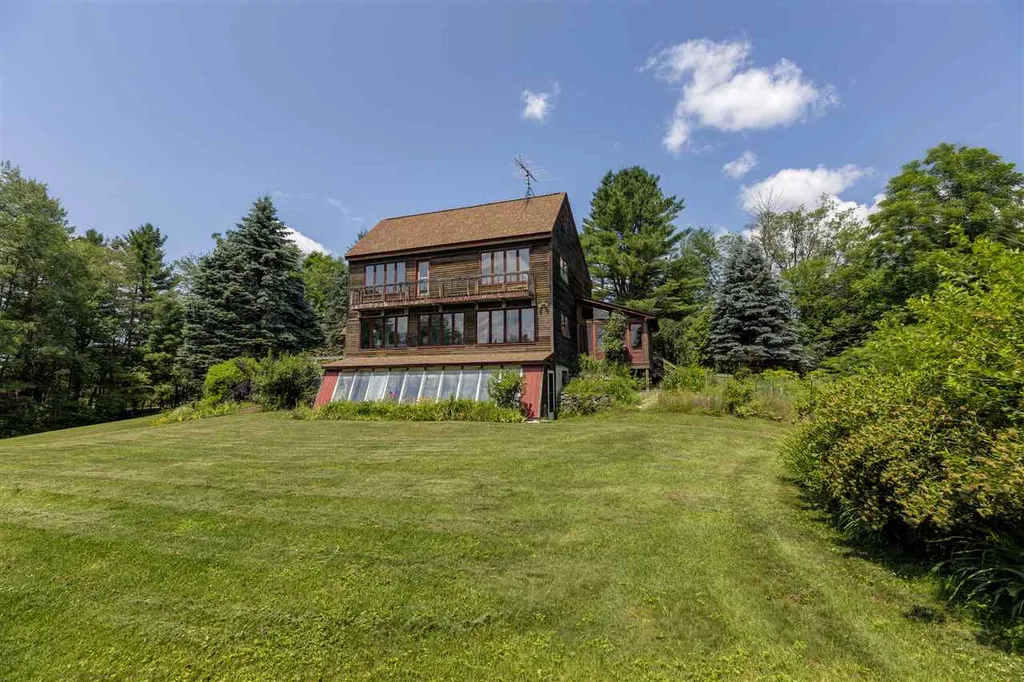 158 Summit View Road New London NH 03257