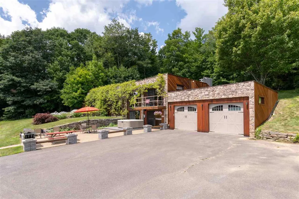 174 Sargent Road Gilmanton NH 03237