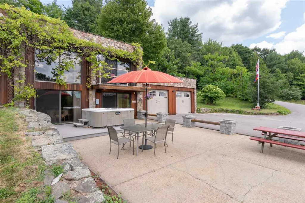 174 Sargent Road Gilmanton NH 03237