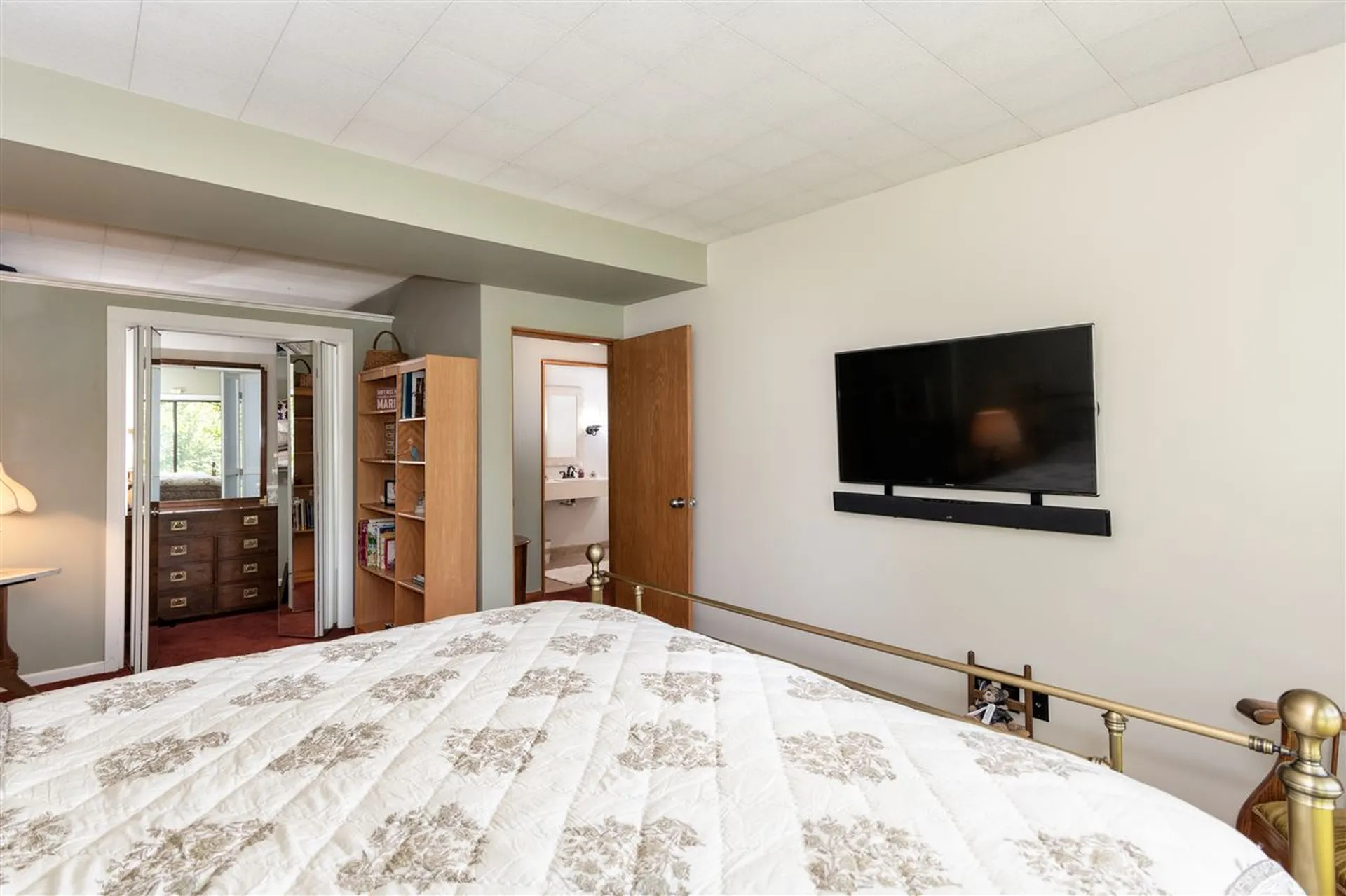 174 Sargent Road Gilmanton NH 03237