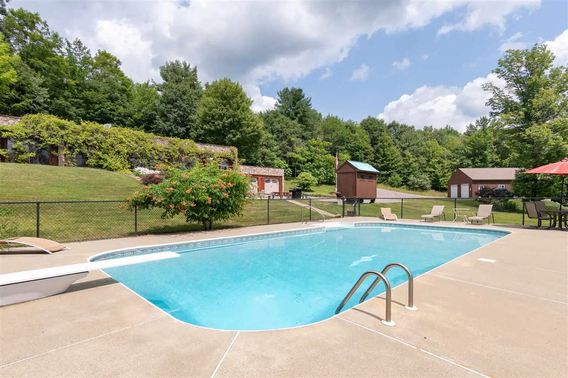 174 Sargent Road Gilmanton NH 03237