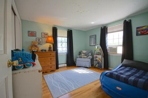 124 Post Road North Hampton NH 03862