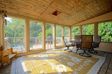 124 Post Road North Hampton NH 03862