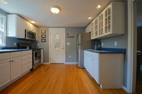 124 Post Road North Hampton NH 03862