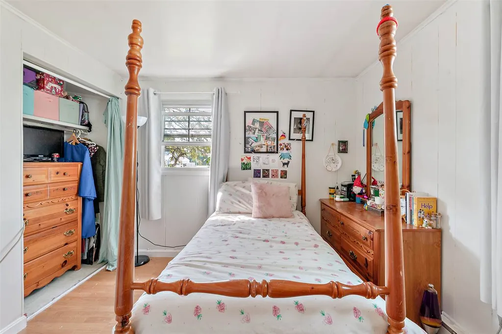 7 Oneida Circle Nashua NH 03060