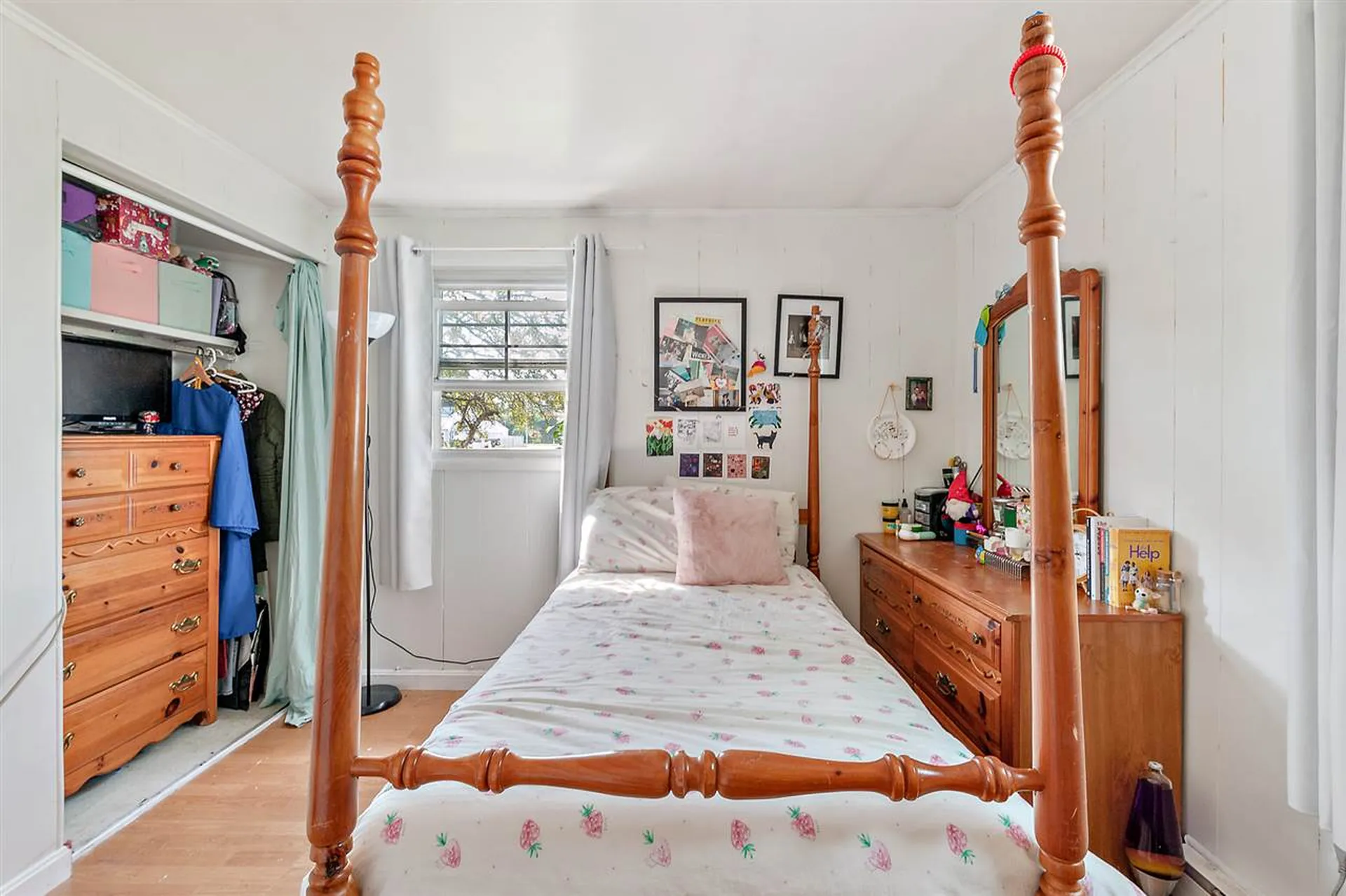7 Oneida Circle Nashua NH 03060