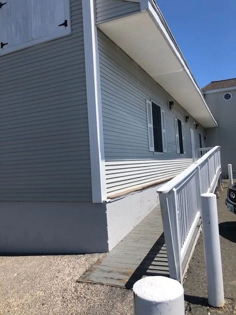 14 Lafayette Road North Hampton NH 03862