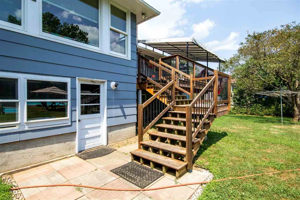 182 Lindale Drive Colchester VT 05446