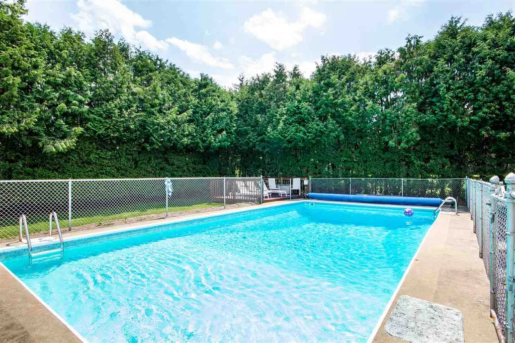 182 Lindale Drive Colchester VT 05446