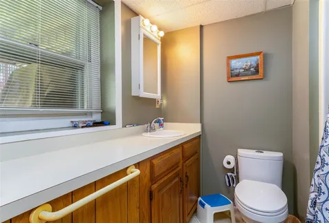 182 Lindale Drive Colchester VT 05446