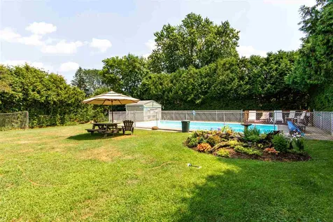 182 Lindale Drive Colchester VT 05446