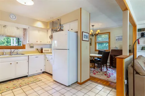 182 Lindale Drive Colchester VT 05446