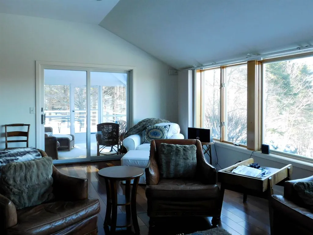 10 Farms Mountain View Lane Warren VT 05674