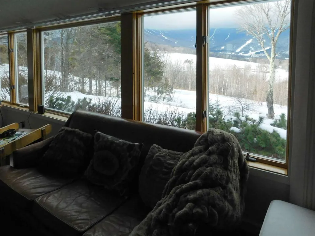10 Farms Mountain View Lane Warren VT 05674