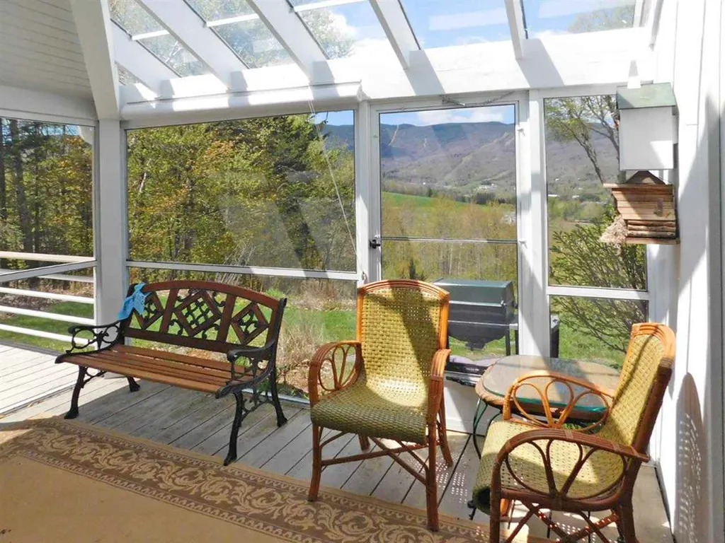 10 Farms Mountain View Lane Warren VT 05674