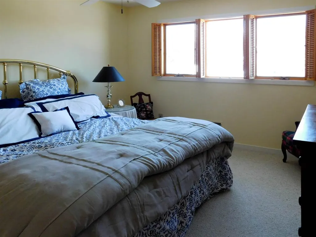 10 Farms Mountain View Lane Warren VT 05674