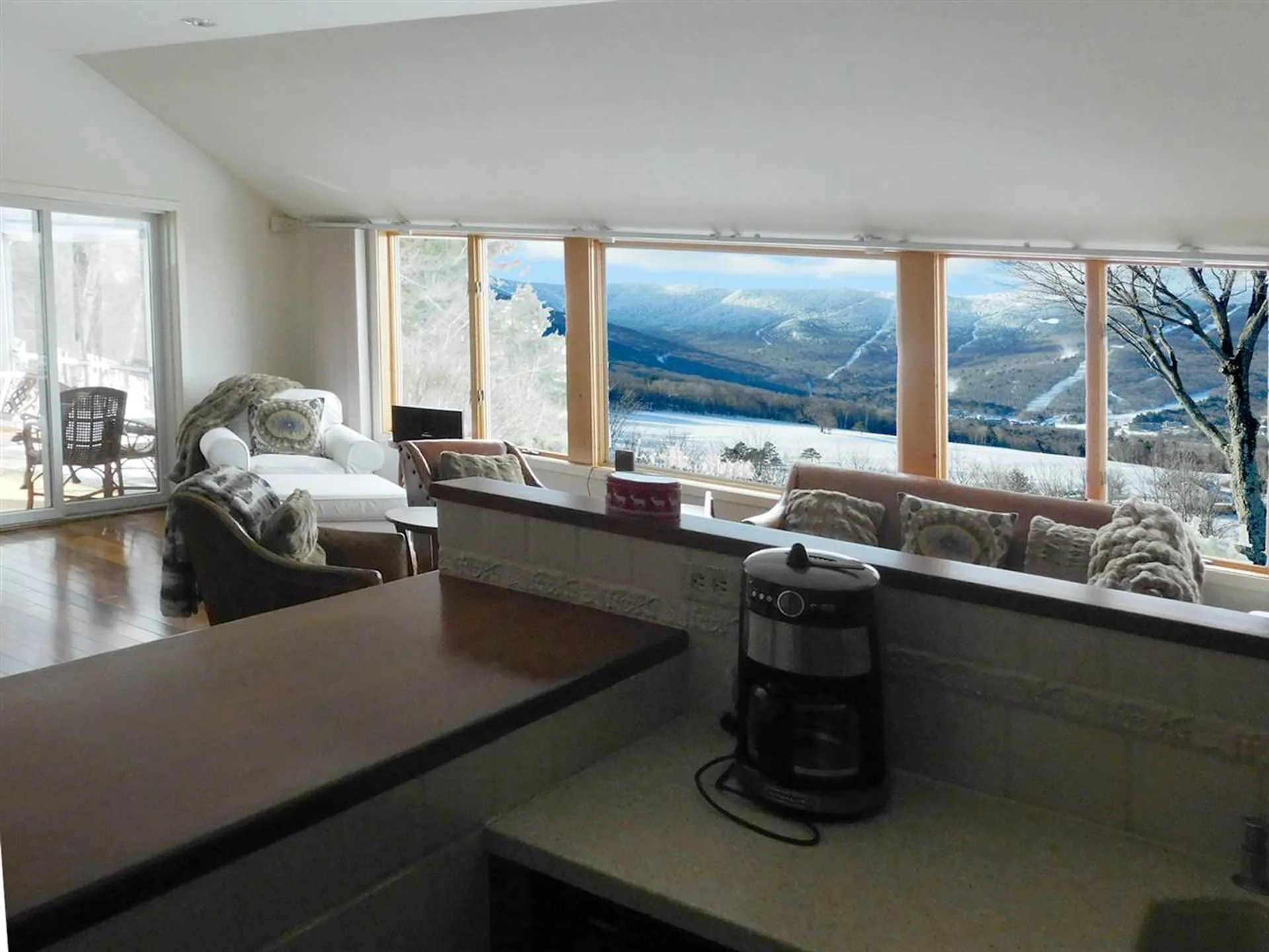 10 Farms Mountain View Lane Warren VT 05674