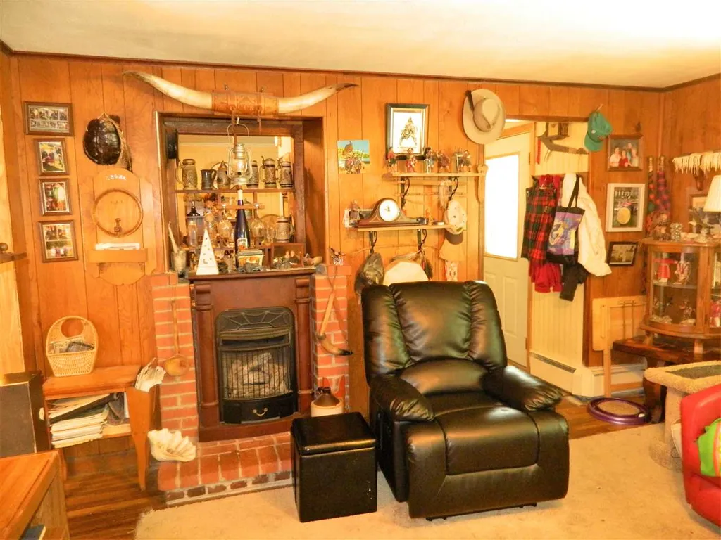 1444 Battle Street Webster NH 03303