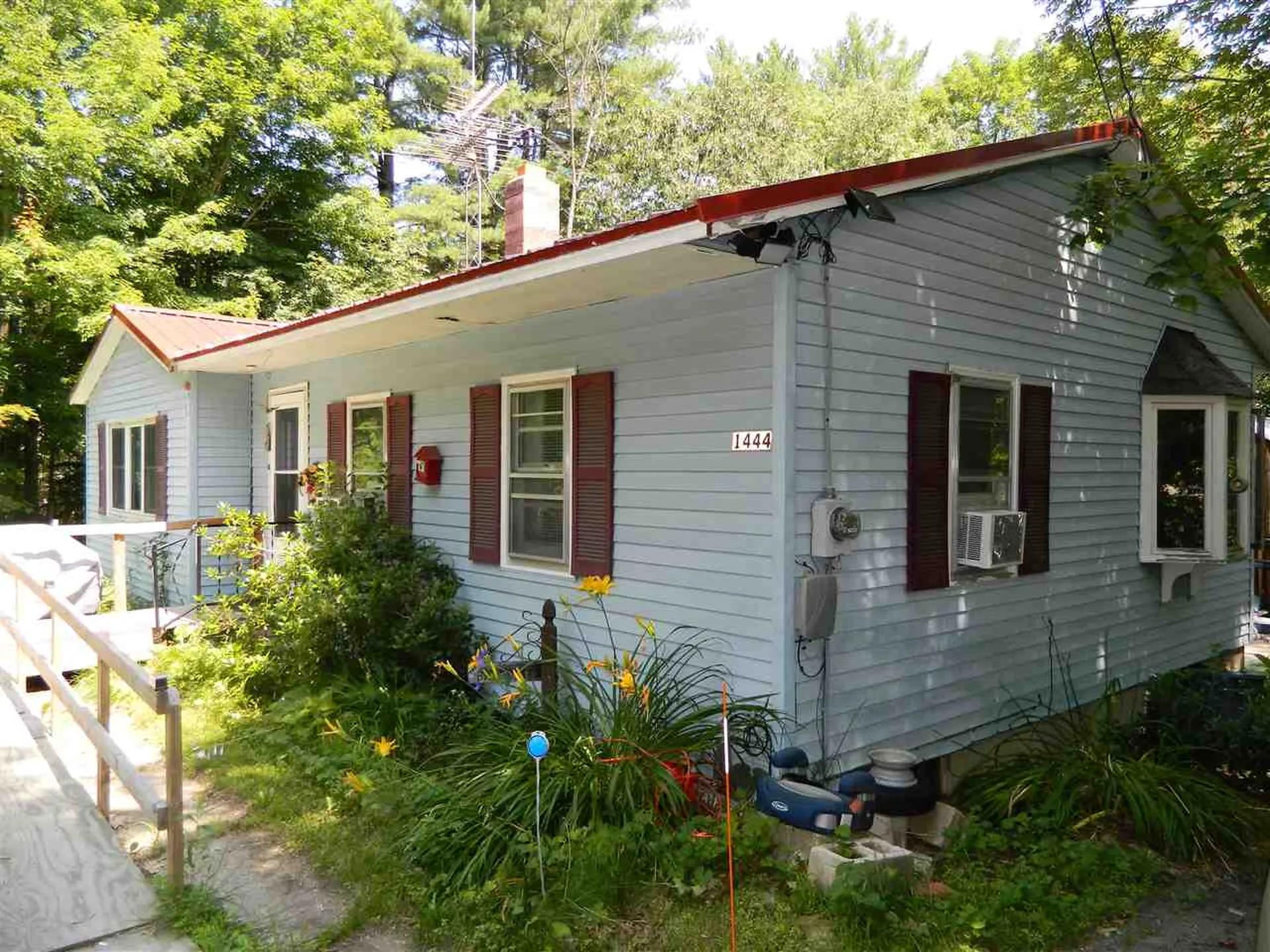 1444 Battle Street Webster NH 03303