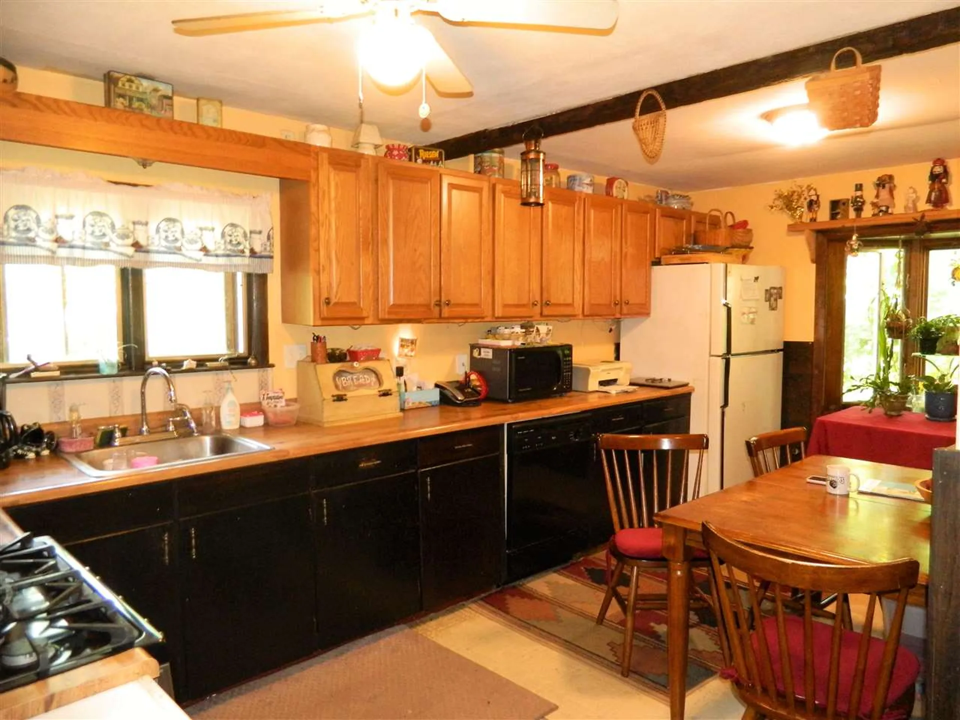 1444 Battle Street Webster NH 03303