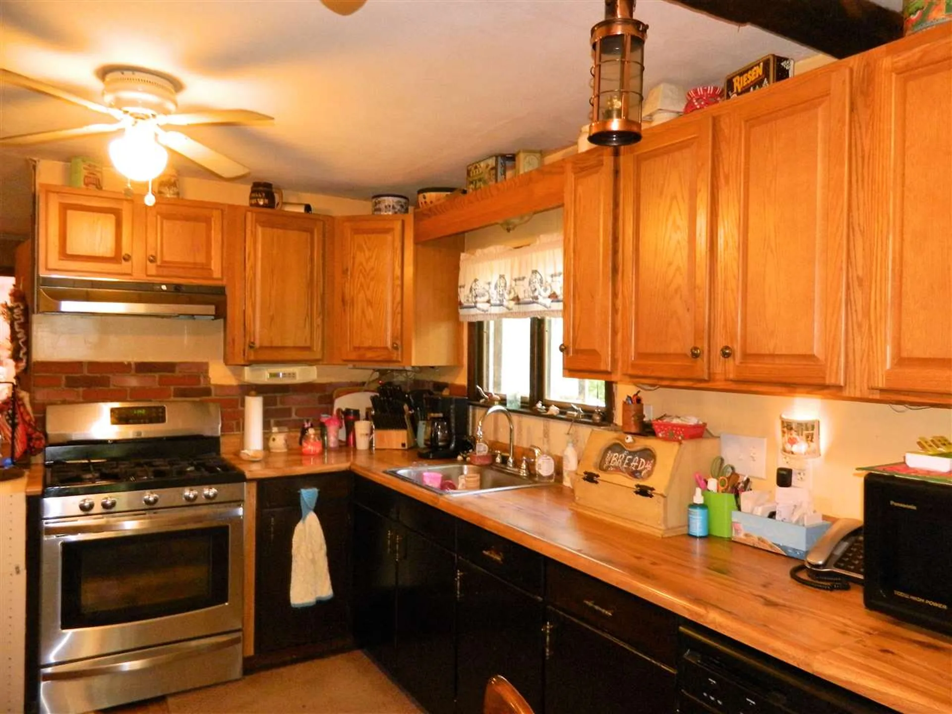 1444 Battle Street Webster NH 03303