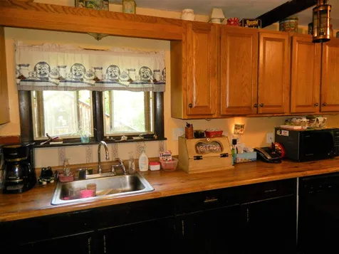 1444 Battle Street Webster NH 03303