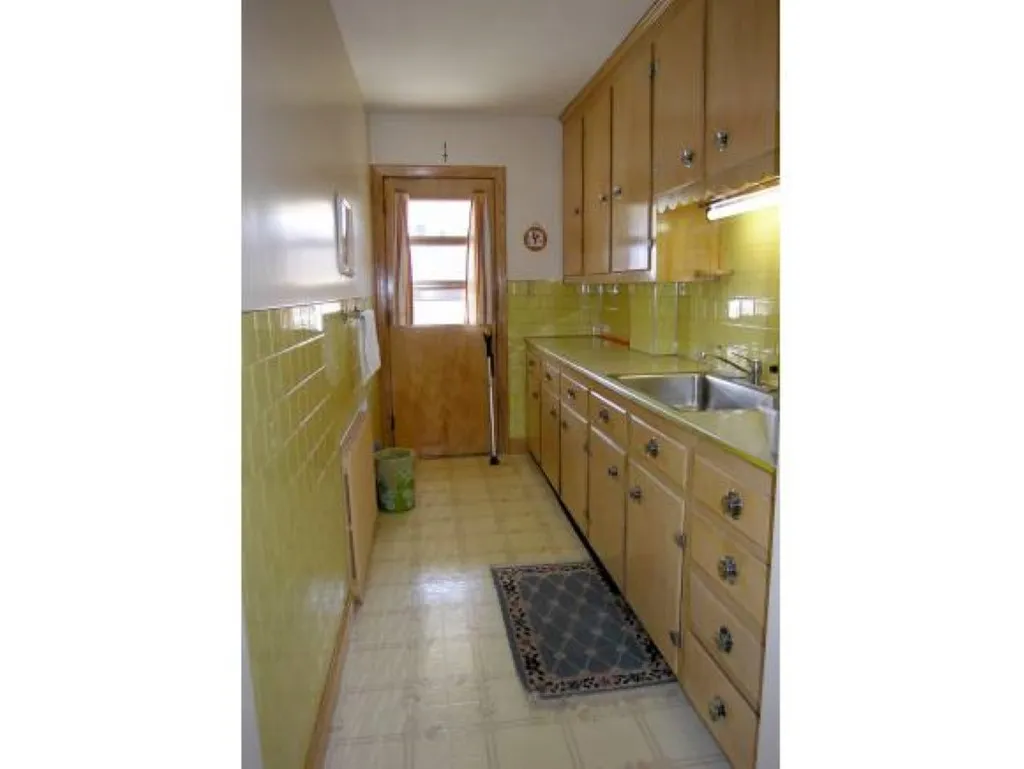 614 Montgomery Street Manchester NH 03102
