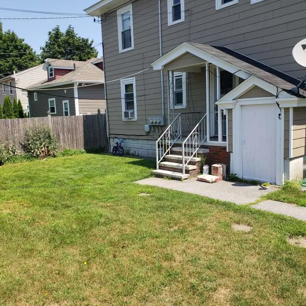 614 Montgomery Street Manchester NH 03102