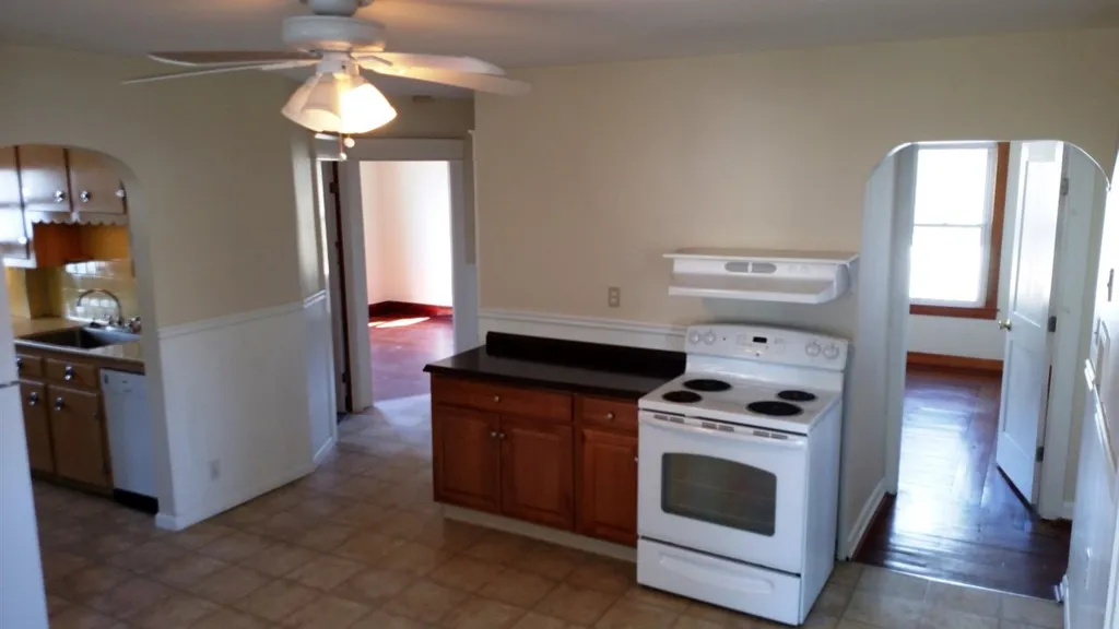 614 Montgomery Street Manchester NH 03102