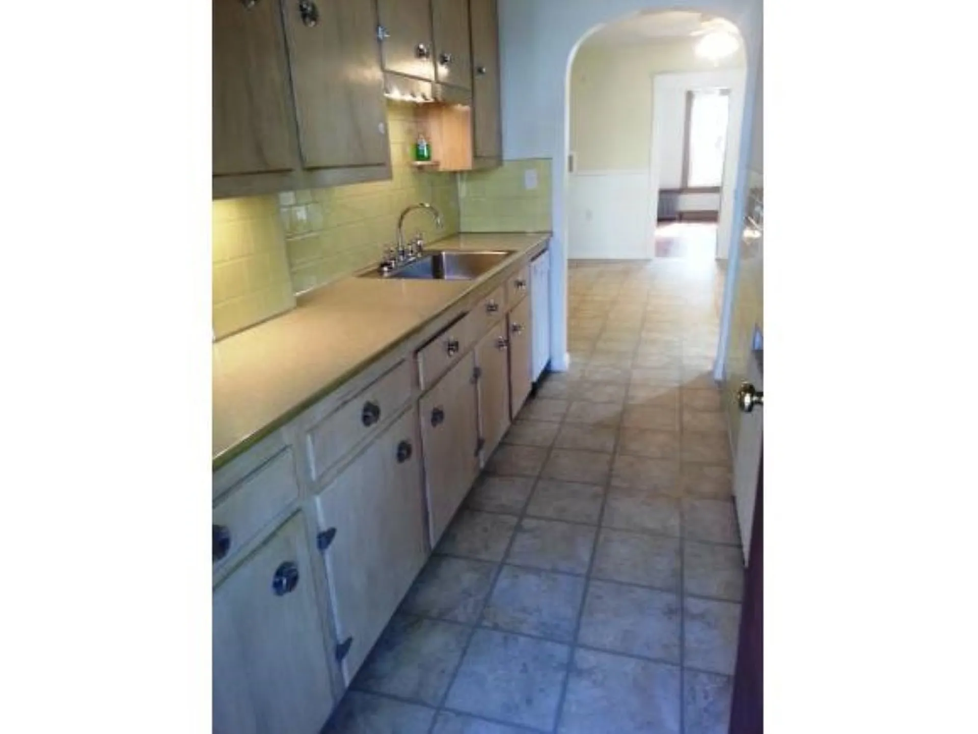 614 Montgomery Street Manchester NH 03102