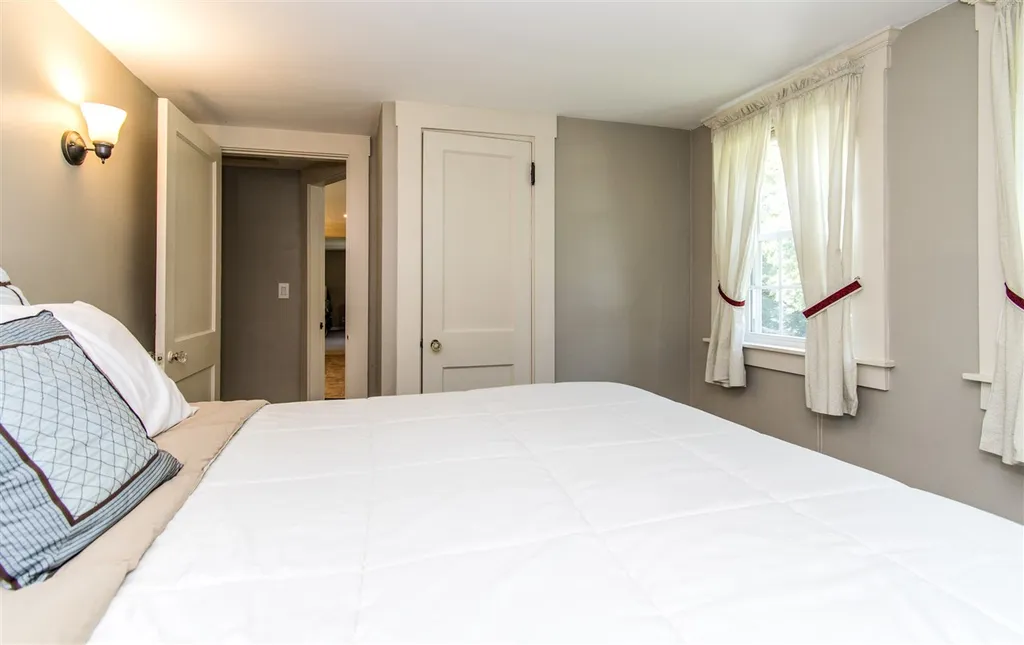 131 Old Dover Road Rochester NH 03867