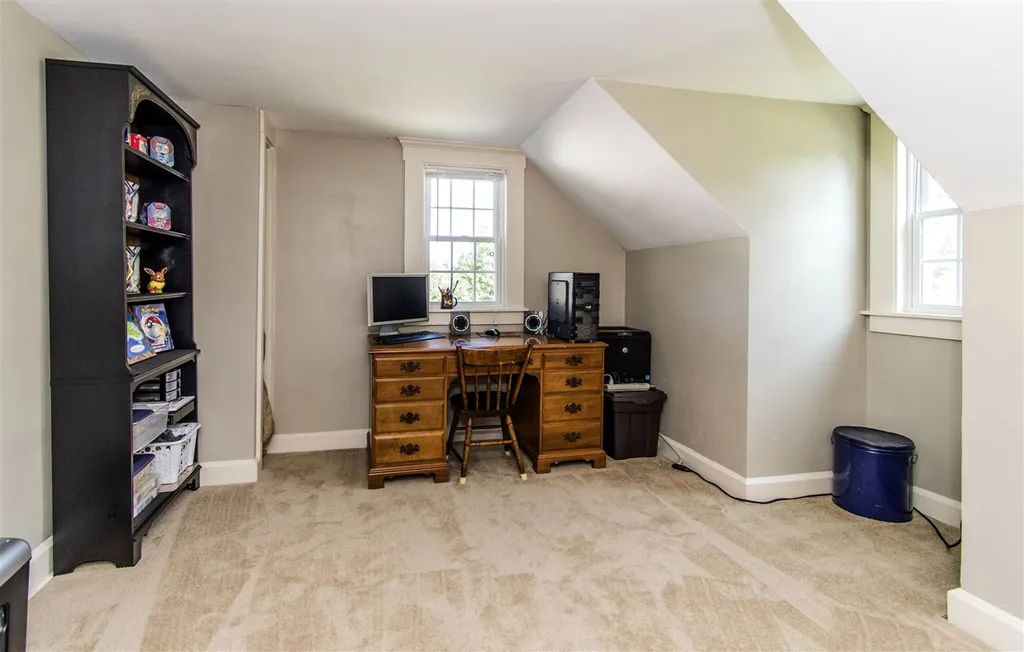 131 Old Dover Road Rochester NH 03867