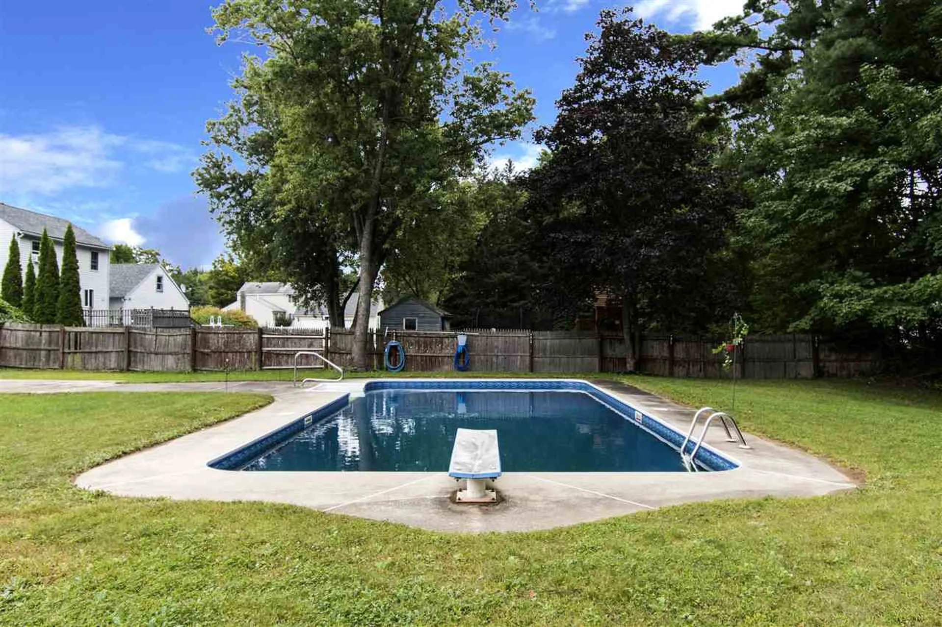 131 Old Dover Road Rochester NH 03867