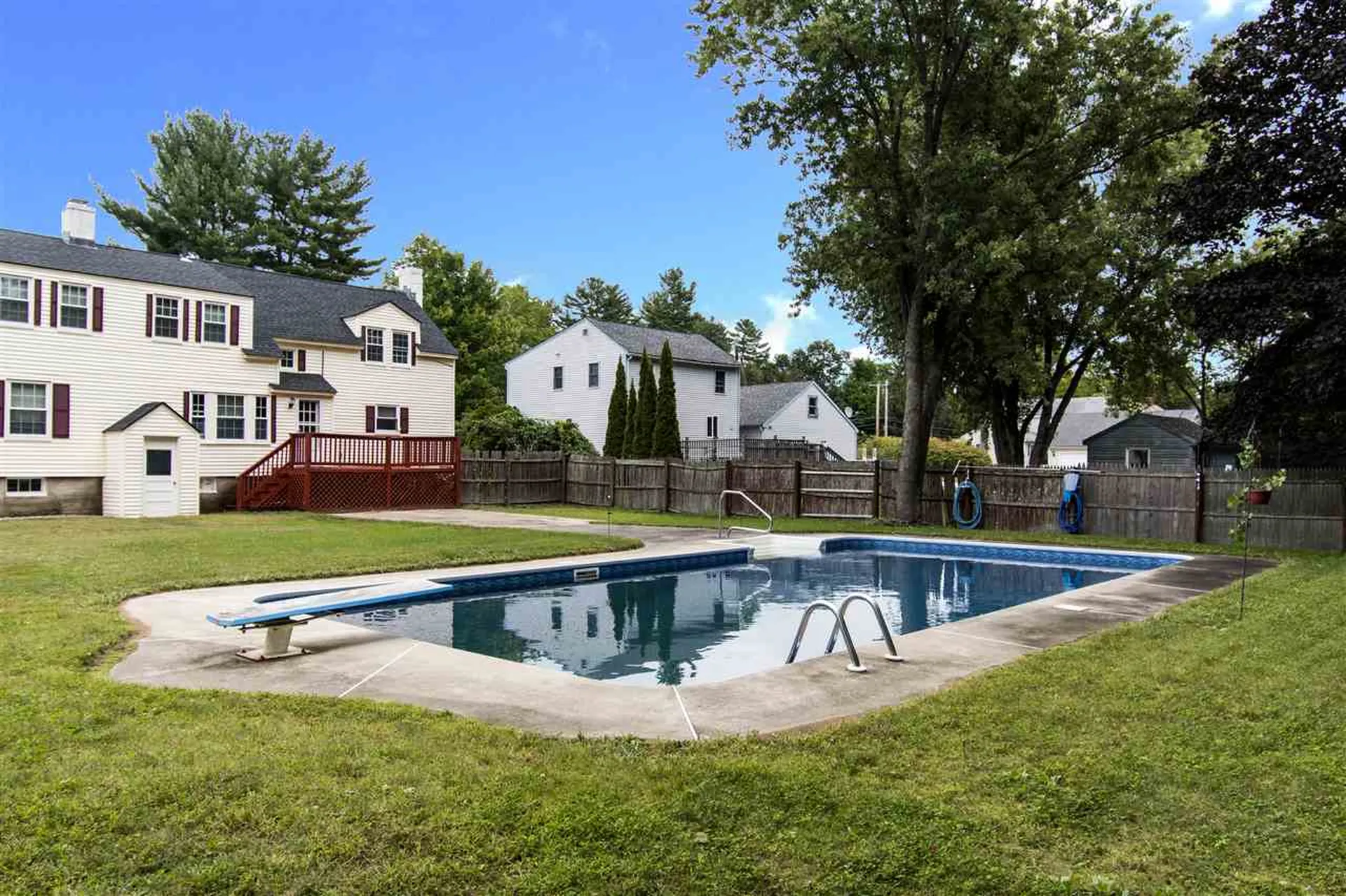 131 Old Dover Road Rochester NH 03867