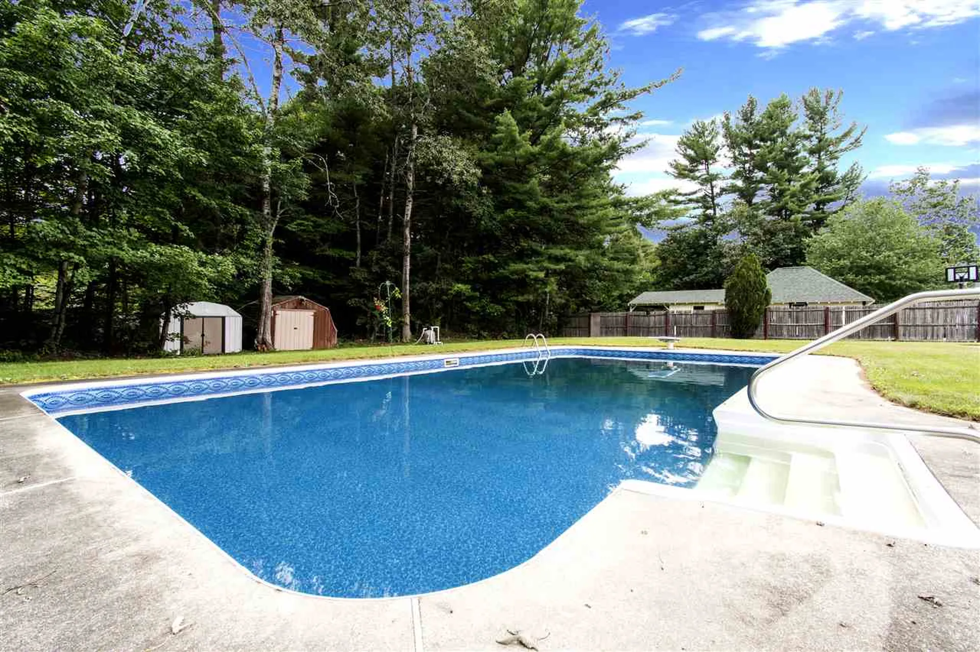 131 Old Dover Road Rochester NH 03867