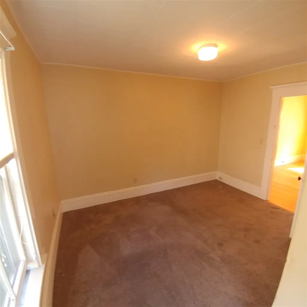 106 Brook Street Manchester NH 03104